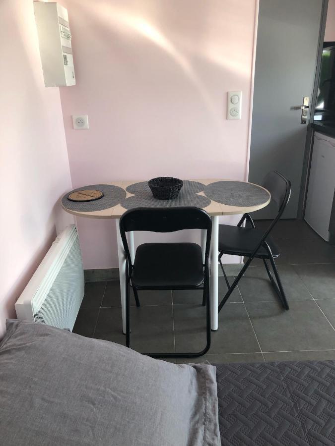 Chambres D'Hotes Chez Florence Montmerle-sur-Saone Eksteriør billede