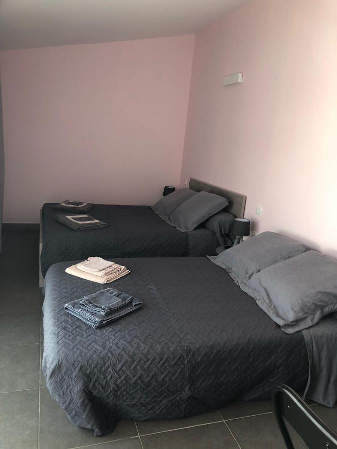 Chambres D'Hotes Chez Florence Montmerle-sur-Saone Eksteriør billede