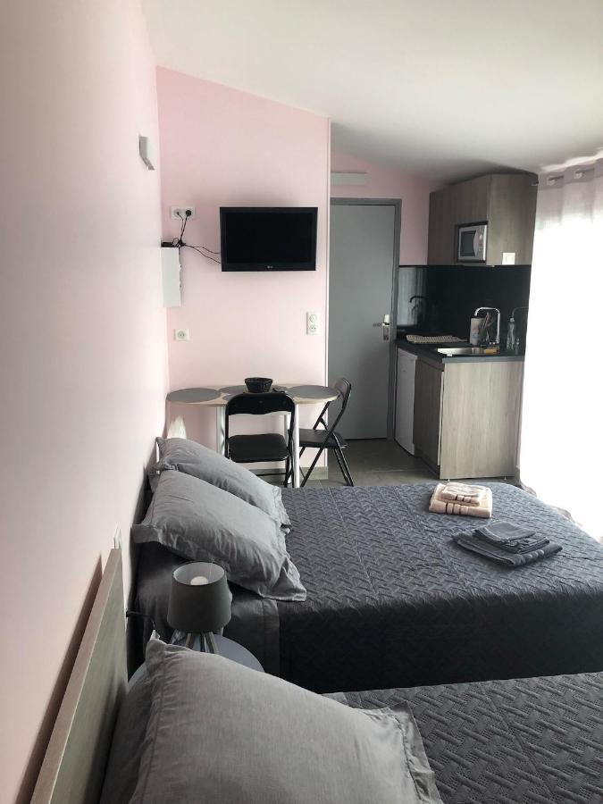 Chambres D'Hotes Chez Florence Montmerle-sur-Saone Eksteriør billede
